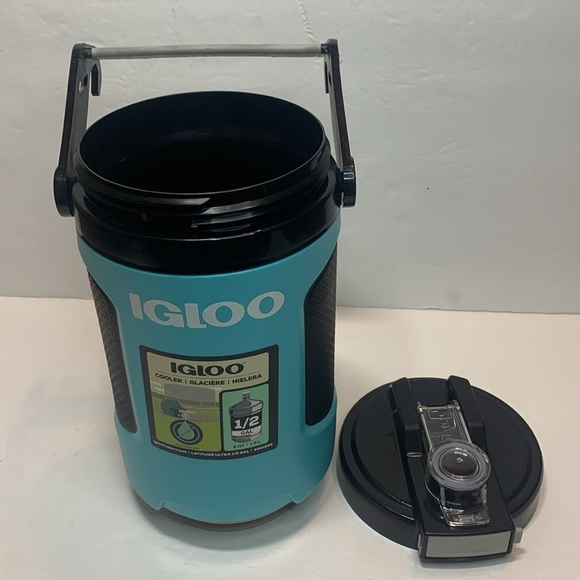 Igloo 1/2 Gallon Insulated Cooler Latitude Ultra Pro Blue New - Picture 9 of 13
